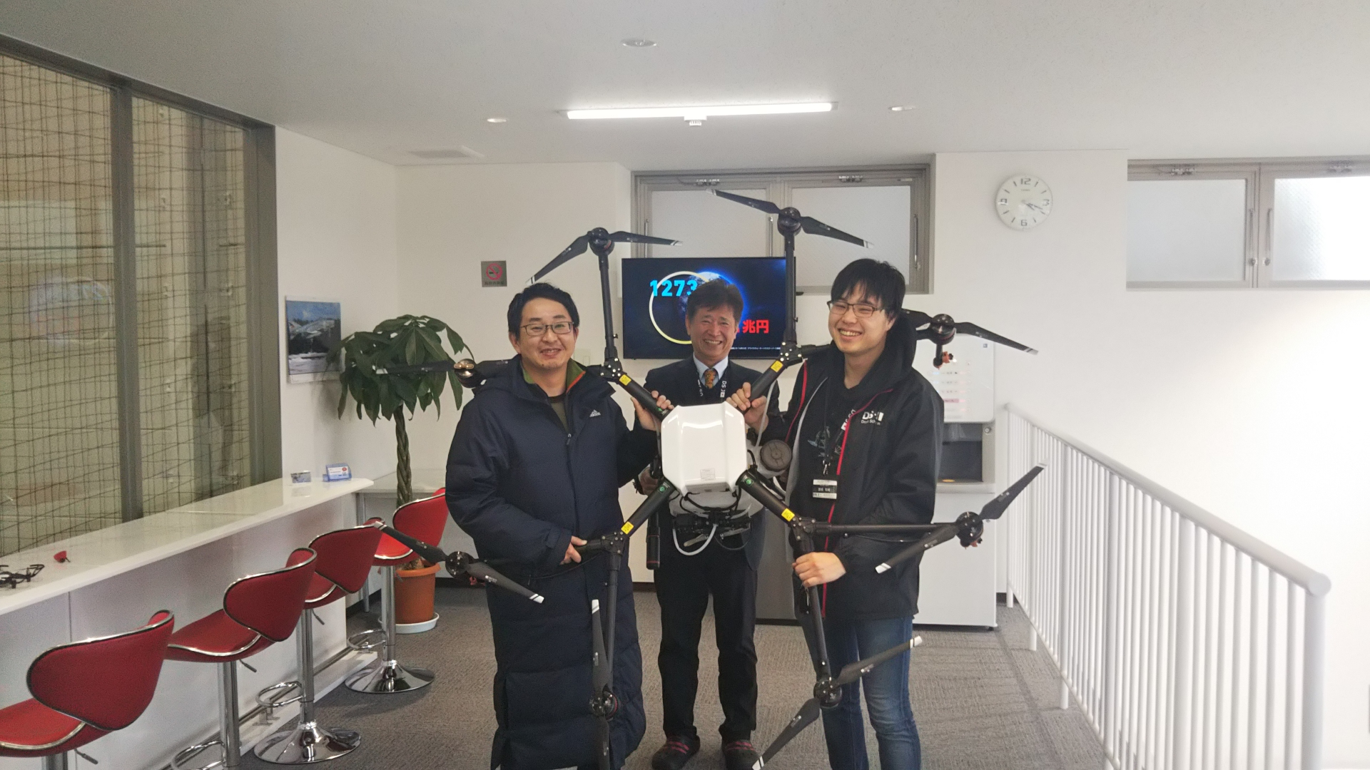 弊社、初のビジネスコース修了者の方です。