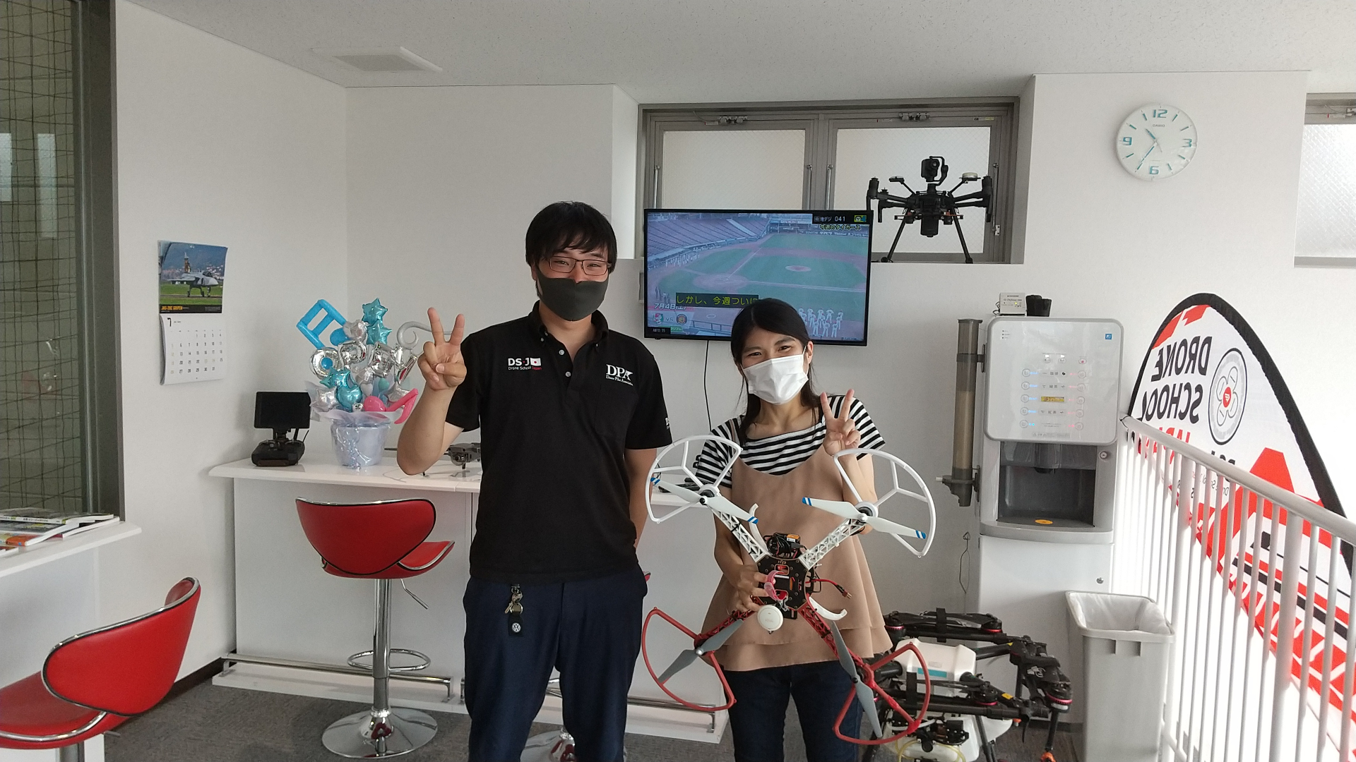 昨日フライトコースを修了なさいました。素晴らしき満面の笑み。